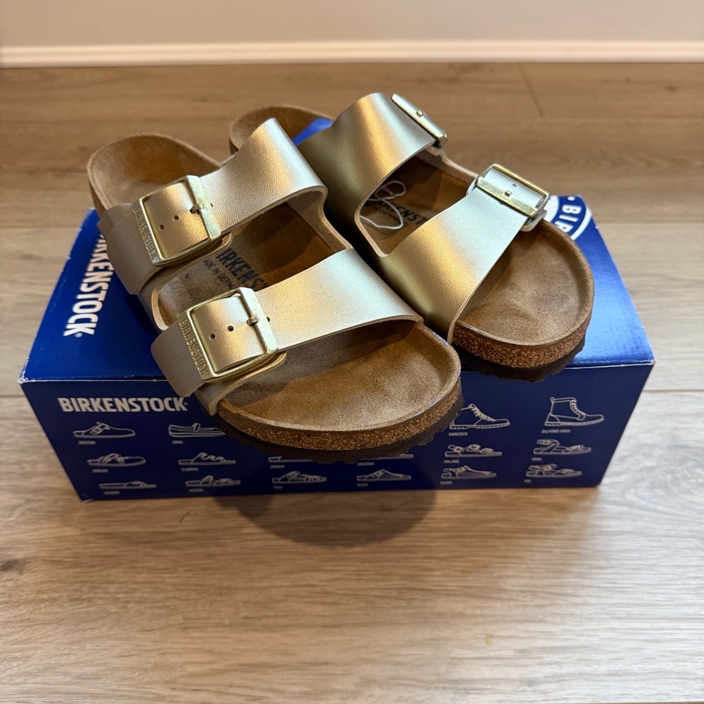 Birkenstock Arizona Birko-Flor Gold Sandals Sz 37
